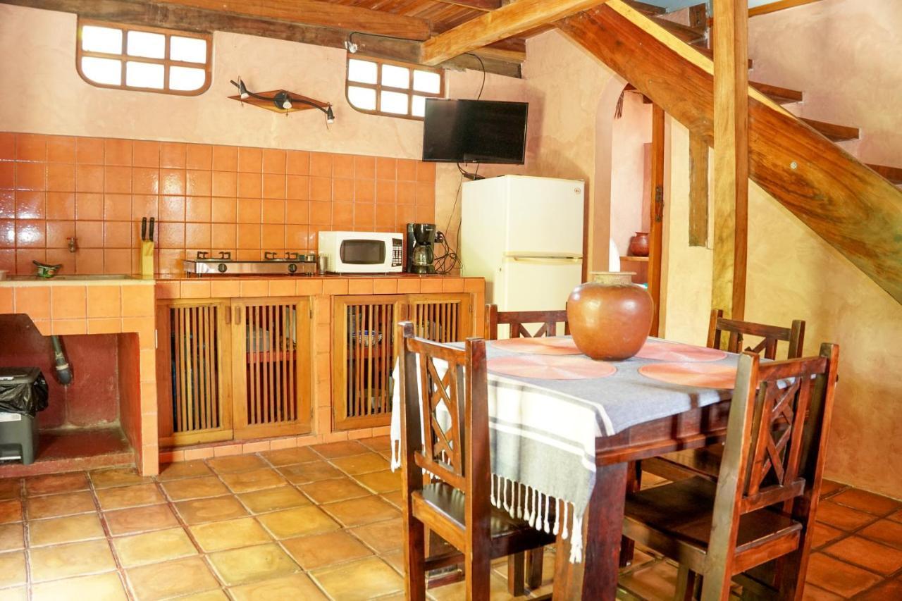 Hotel Boruca Tamarindo Kültér fotó