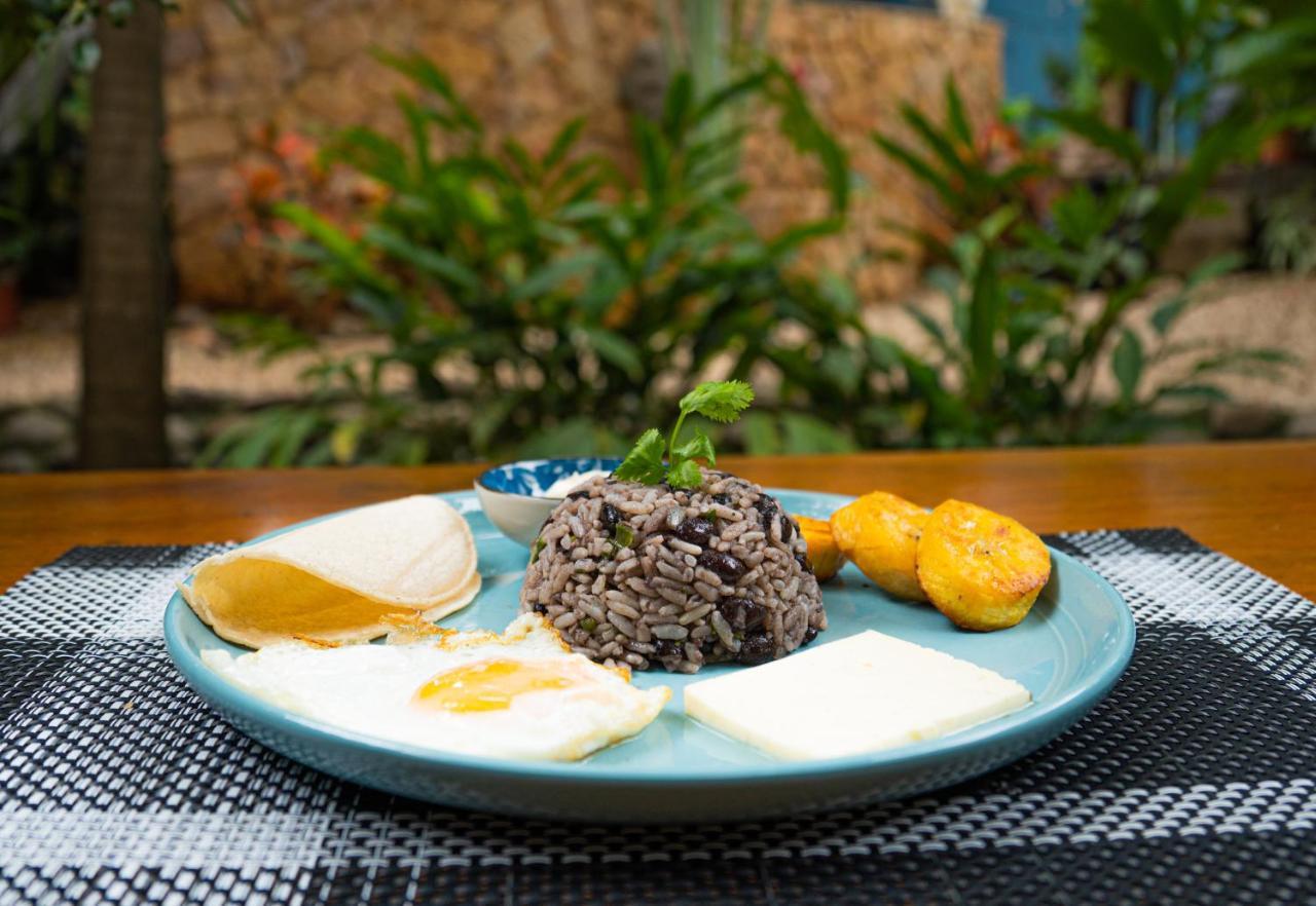 Hotel Boruca Tamarindo Kültér fotó